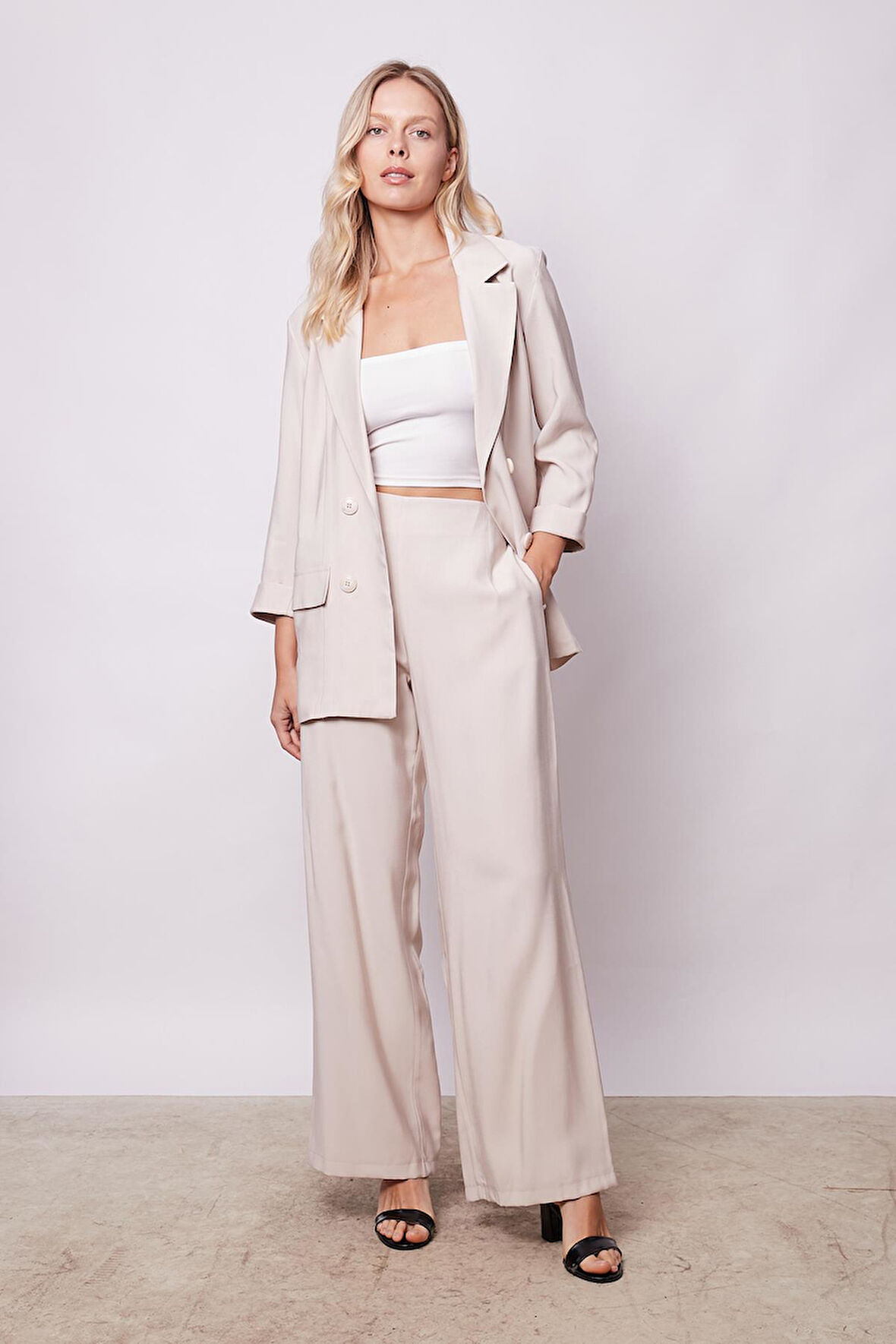 Kadın İpeksi Dokulu Modal Yüksek Bel Yan Cepli Arkası Lastikli Bol Paça Salaş Palazzo Pantolon-Taş