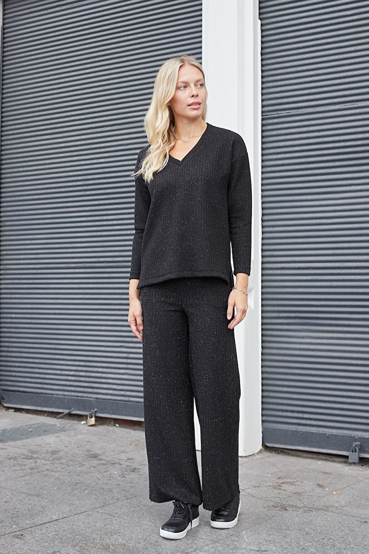 Kadın Simli Kaşkorse Yüksek Bel Yan Cepli Beli Lastikli Bol Paça Pantolon -Siyah 