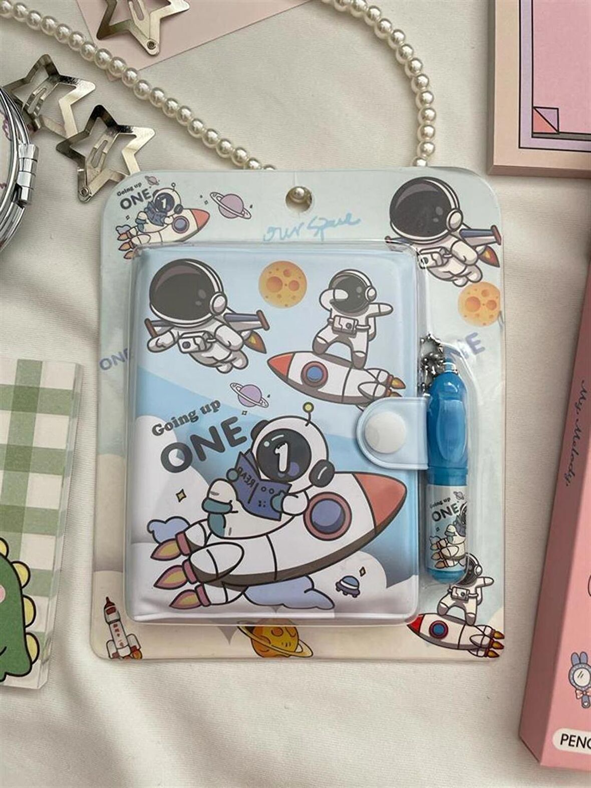 Astronot Puffy Mini Kalemli Defter 1 Adet