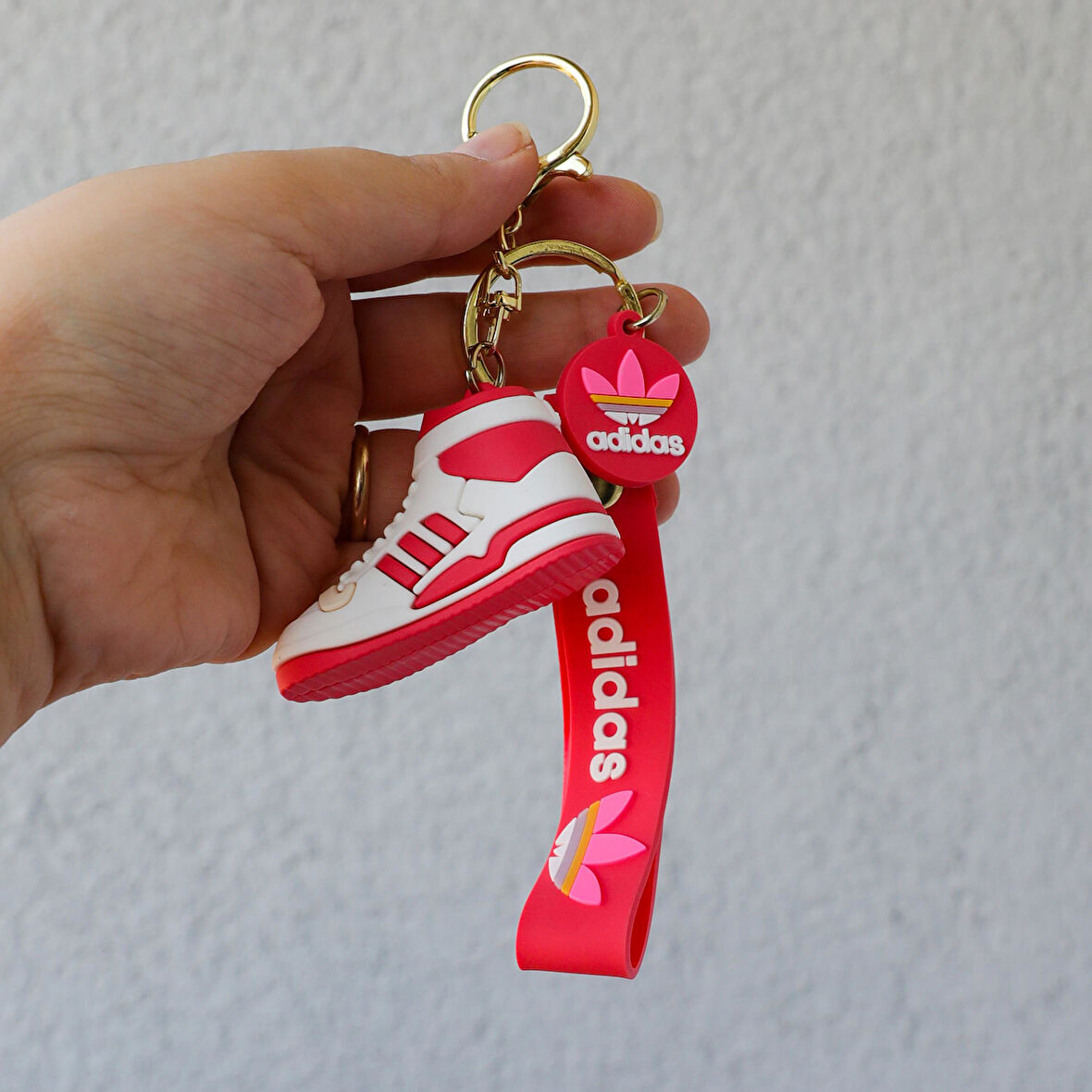 Spor Ayakkabı Anahtarlık Ve Çanta Aksesuarı