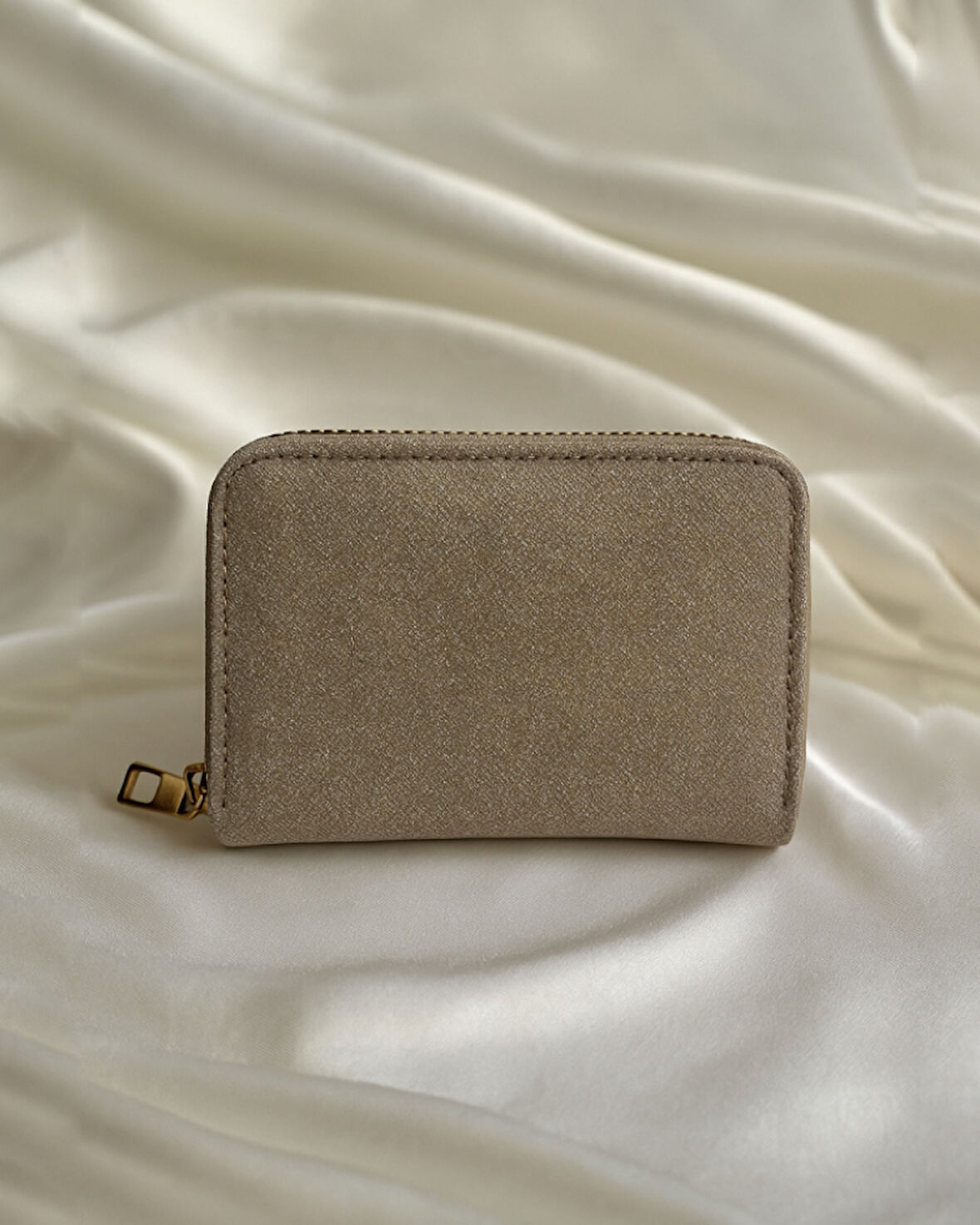 Luna Parlak Simli Fermuarlı Cüzdan