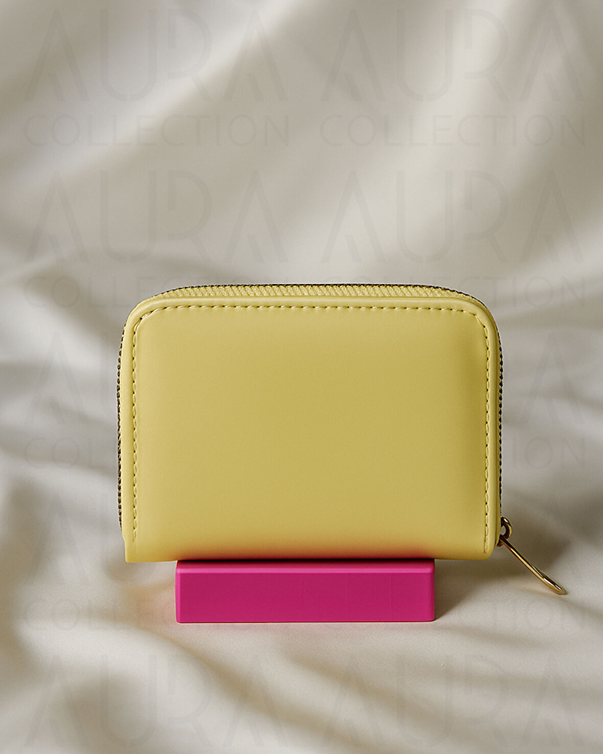 Noya Fermuarlı Parlak Suni Deri Cüzdan - Sarı