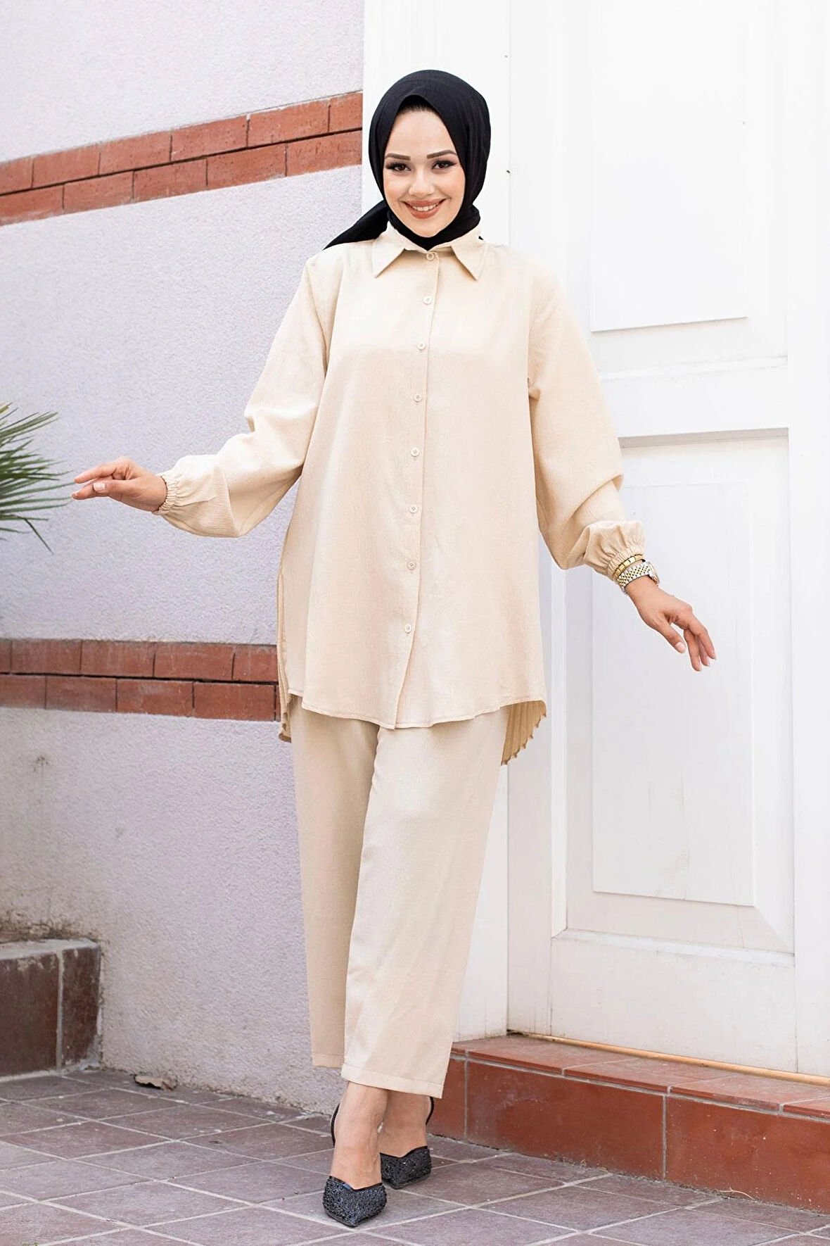 Pilise Detaylı Tesettür Bej Takım 