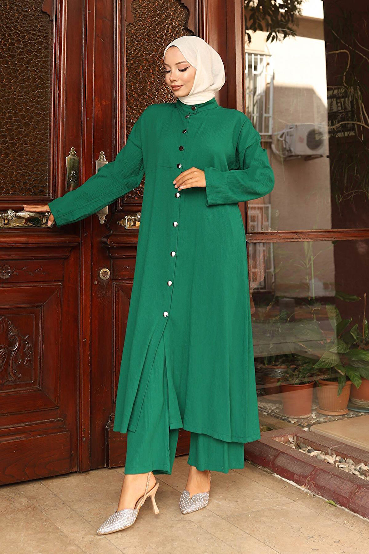 Yaka Detaylı Uzun Takım Yeşil