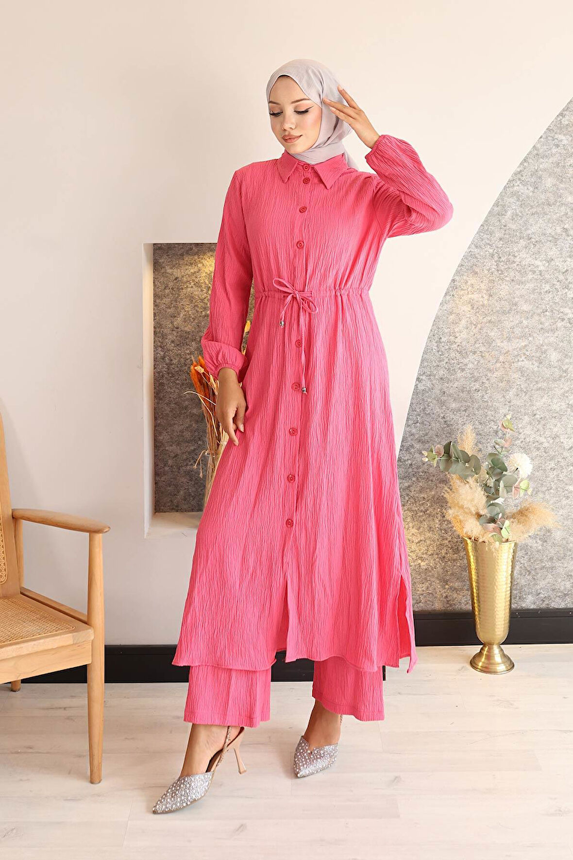 Yırtmaç Detaylı Uzun Takım Fuşya