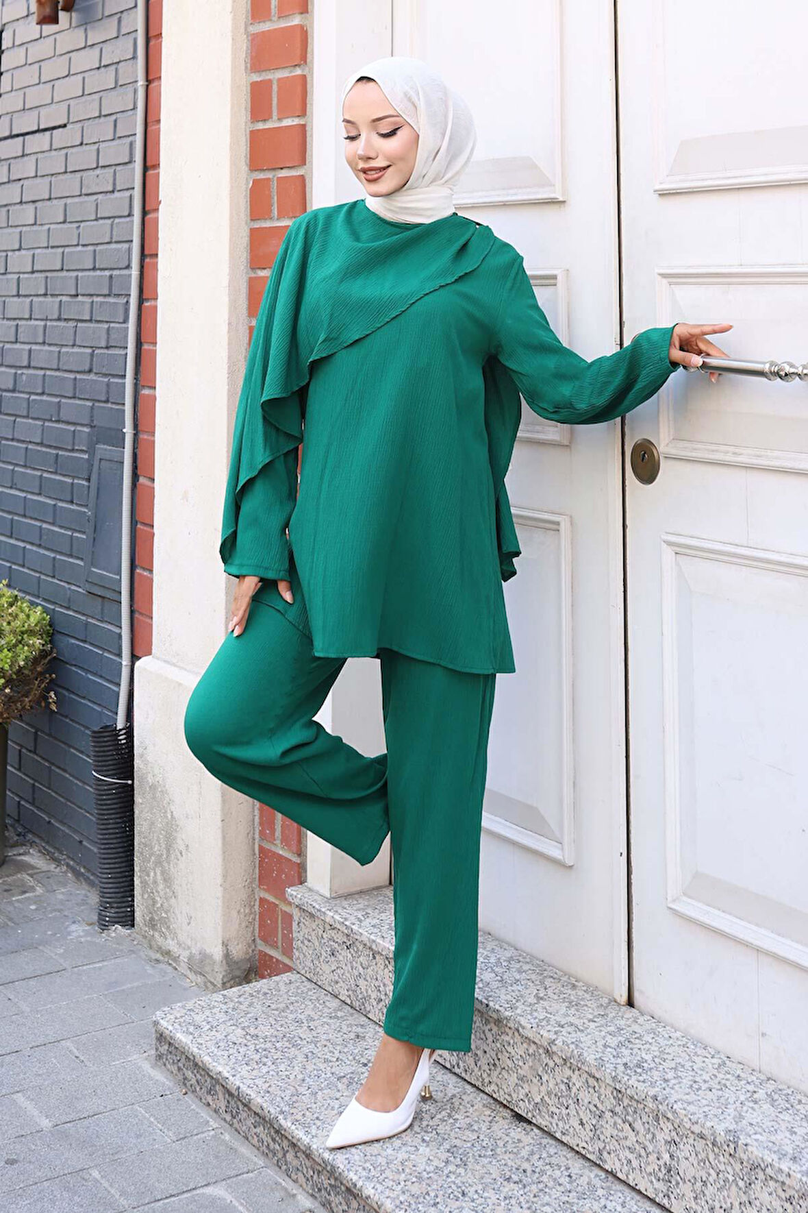 Pelerin Detaylı Takım Yeşil