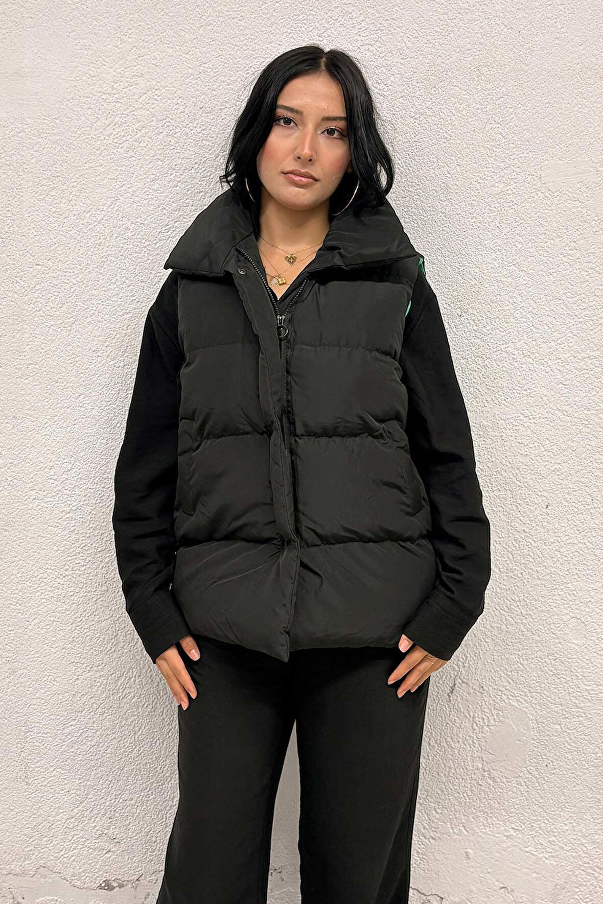 Yeşil Astarlı Siyah Şişme Yelek