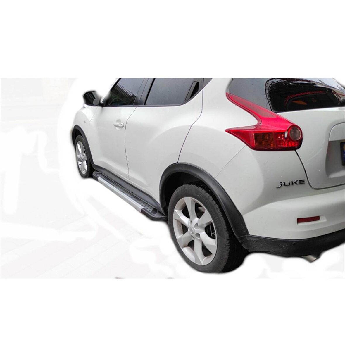 Nissan Juke Vision Grey Yan Basamak