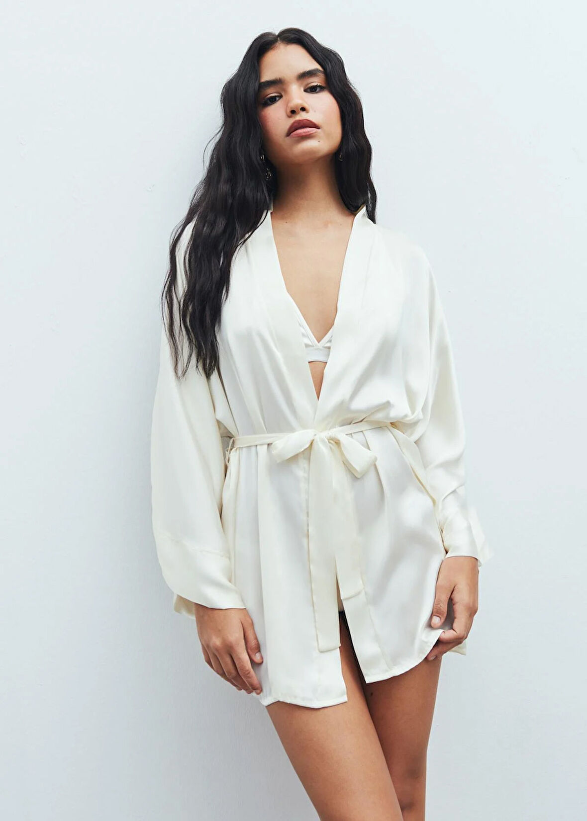 Fumée Ekru Kısa Saten Sabahlık / Kimono