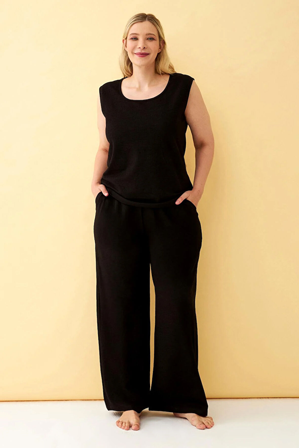 Akbeniz Kadın Siyah Keten Jakarlı Büyük Beden Alt Üst Takım 