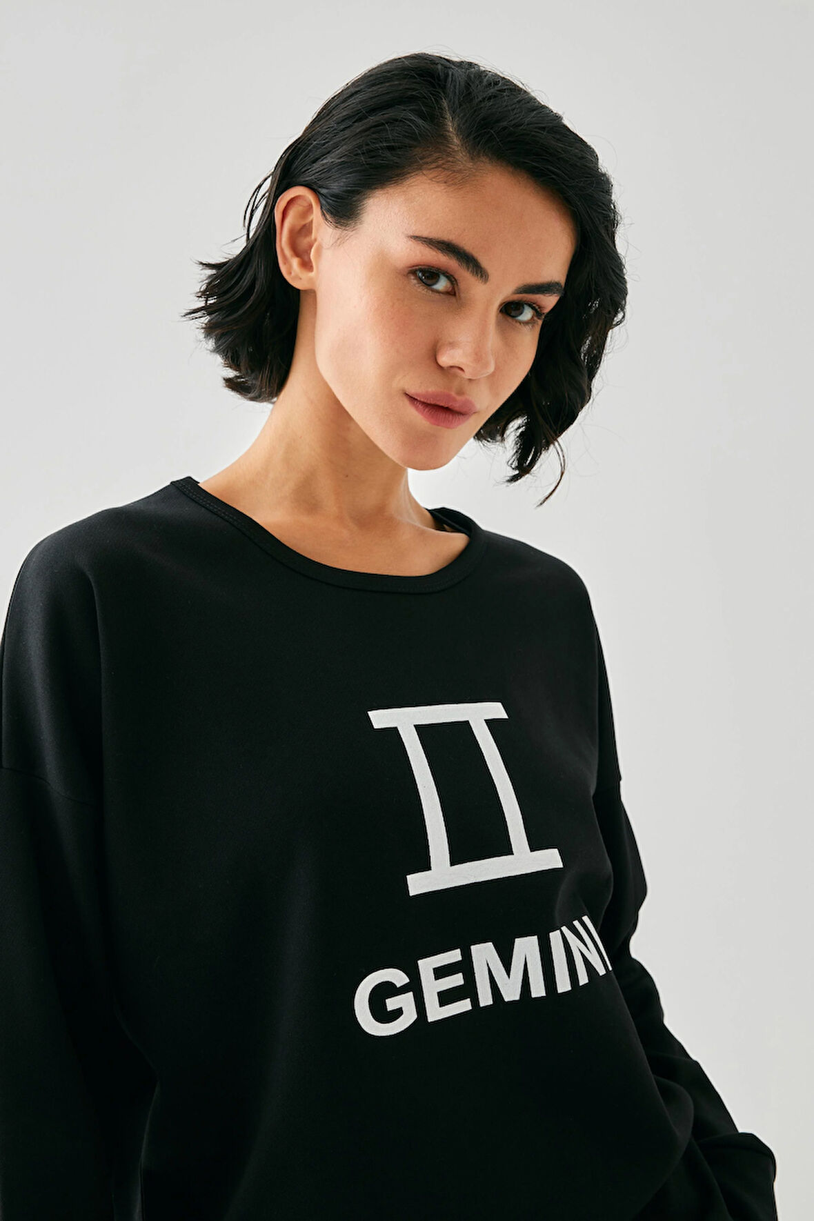 Akbeniz Kadın Siyah İkizler Burcu Oversize 2 İplik Eşofman Ev Giyim Takımı