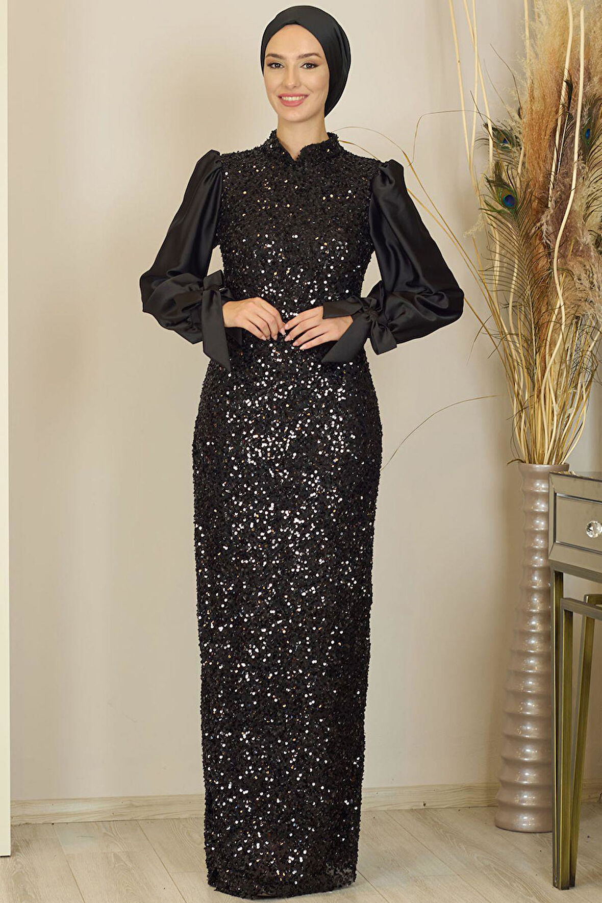 Balon Kollu Pul Payetli Azra Tesettür Abiye Siyah