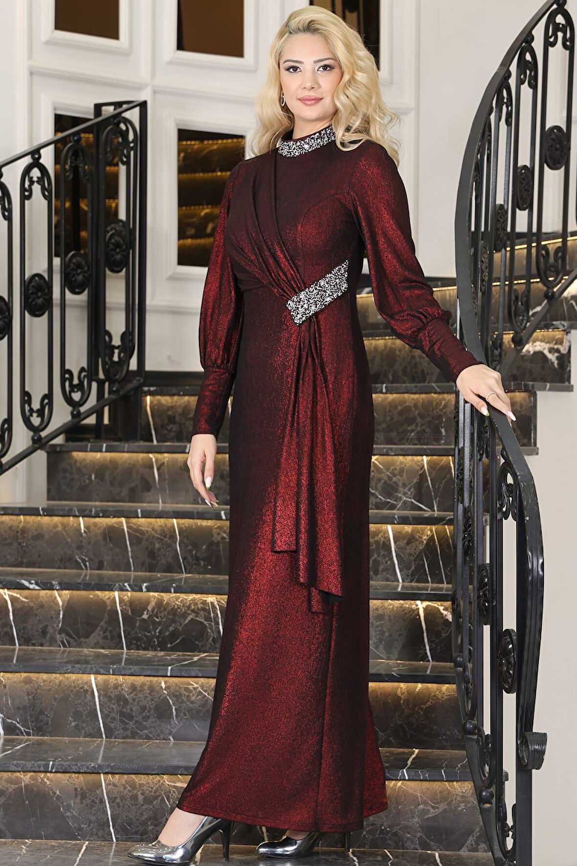 Açelya Sarkaçlı Taşlı Tesettür Abiye Bordo