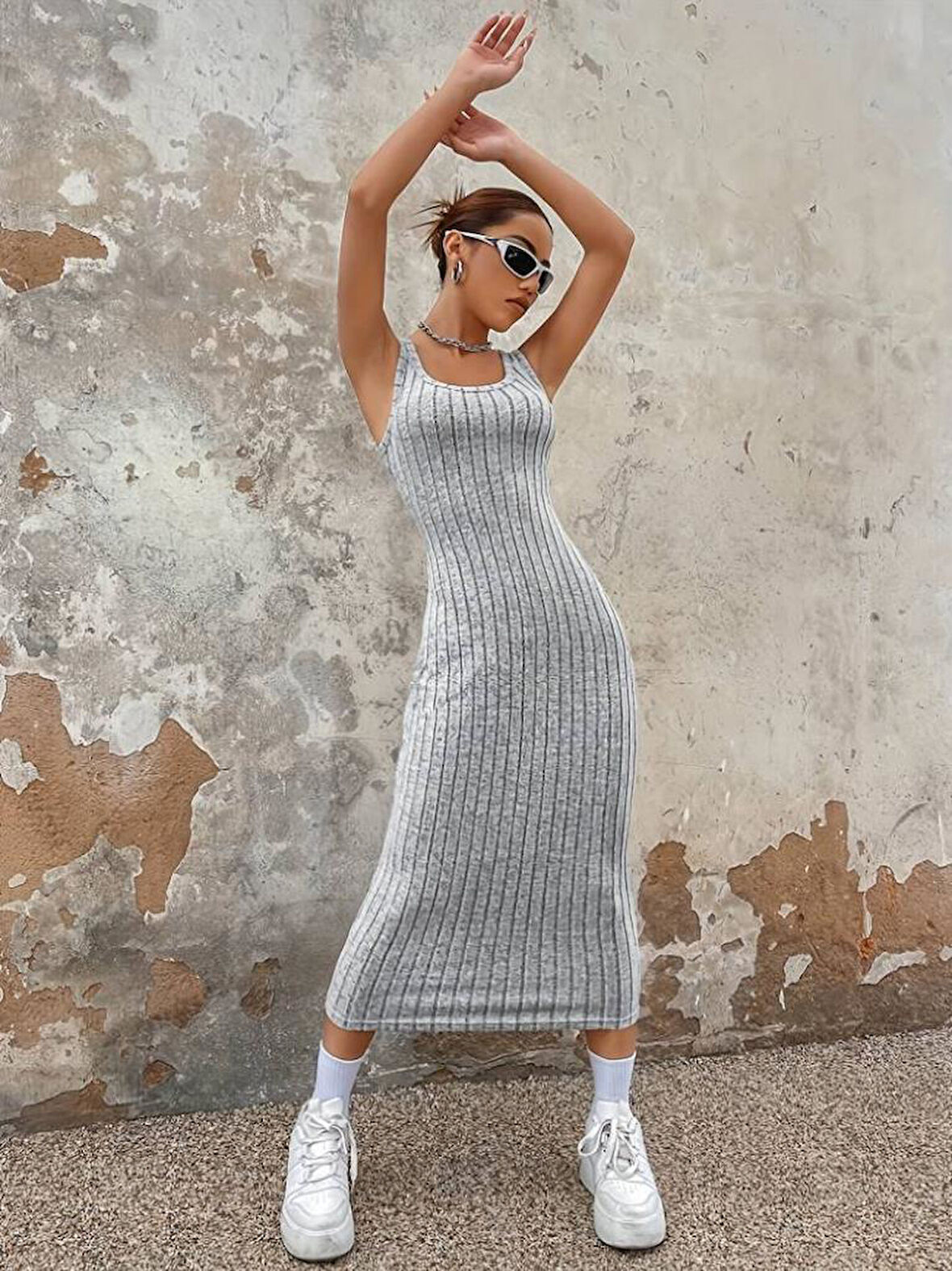 Kadın Kalın Askılı Kare Yaka Fitilli Kaşkorse Midi Boy Elbise