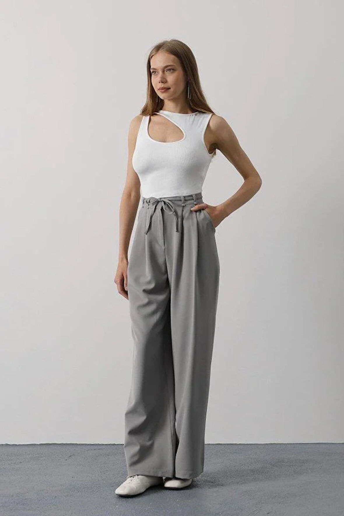 Pileli Bağcıklı Oversize Pantolon - Gri