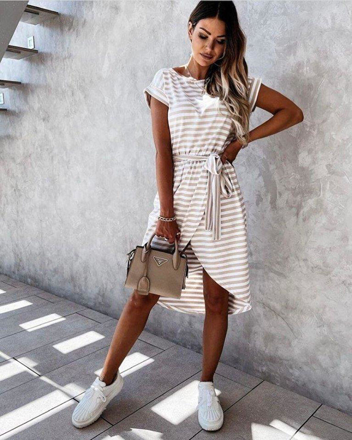 Kadın Kuşaklı Turlu Viskon Kumaş Elbise