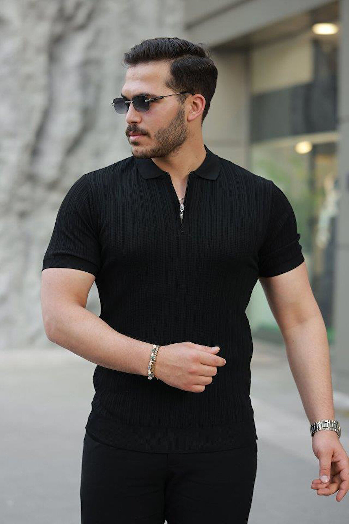 Erkek Fermuar Yakalı Kısa Kollu Tişört