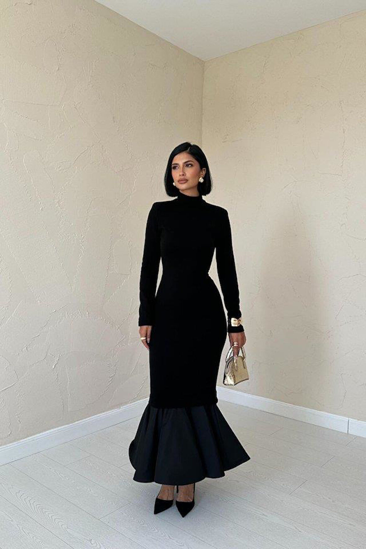 Siyah Eteği Garnili Triko Elbise