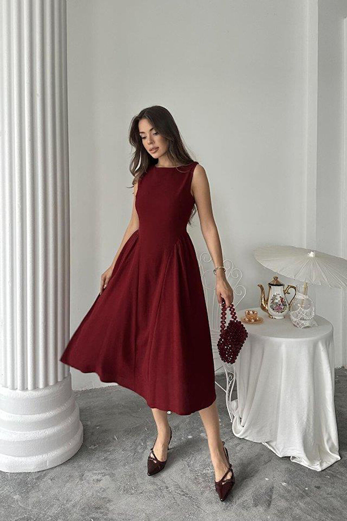 Bordo Yanları Büzgülü Midi Boy Keten Elbise