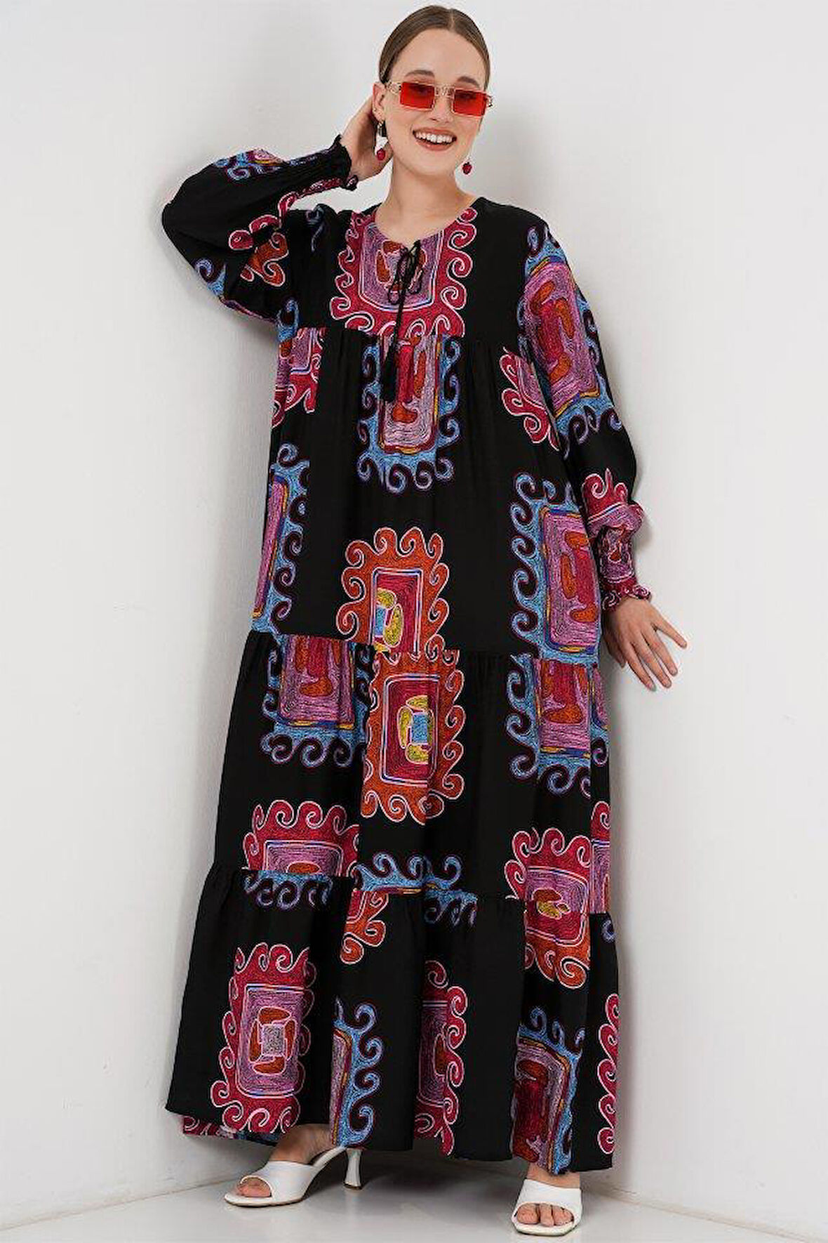 1947 Desenli Uzun Elbise - M. Kırmızı