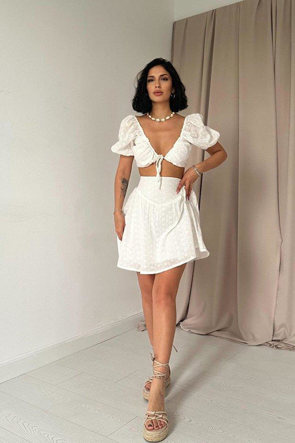 Ekru Brode Crop Ve Mini Etek Takım