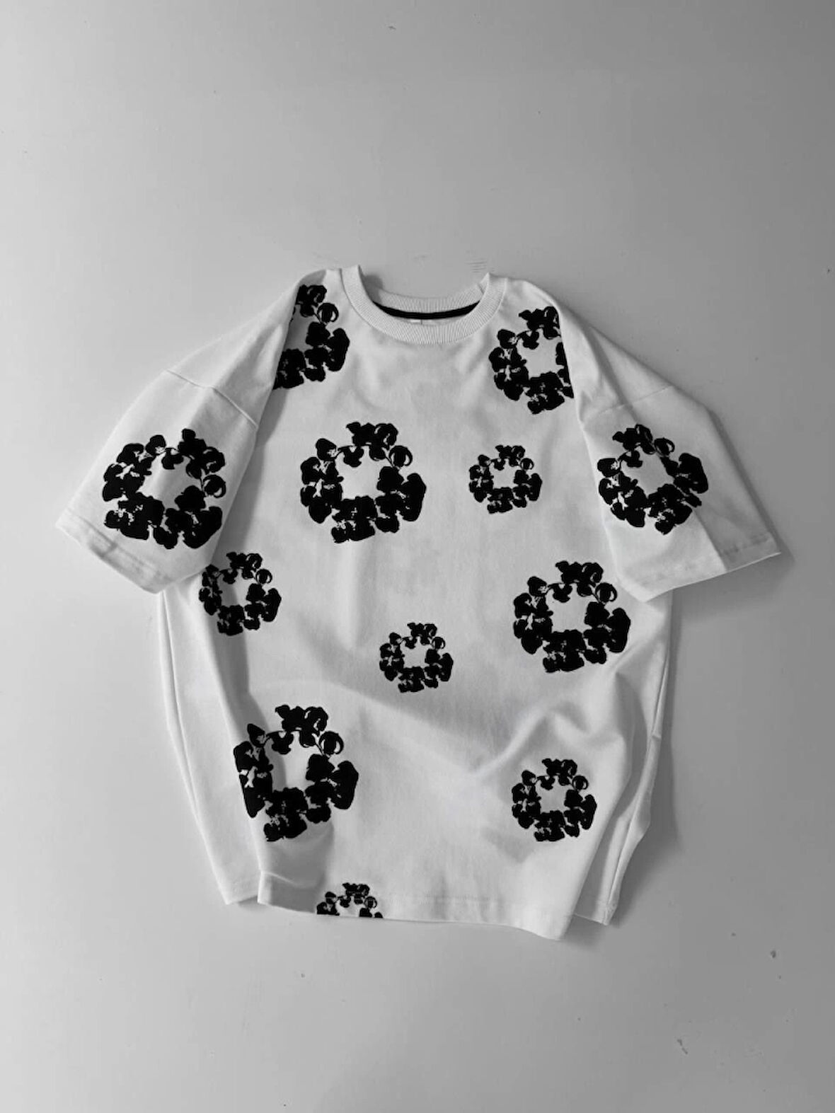 Ön Ve Arka Baskılı Oversize Bisiklet Yaka T-shirt- Beyaz