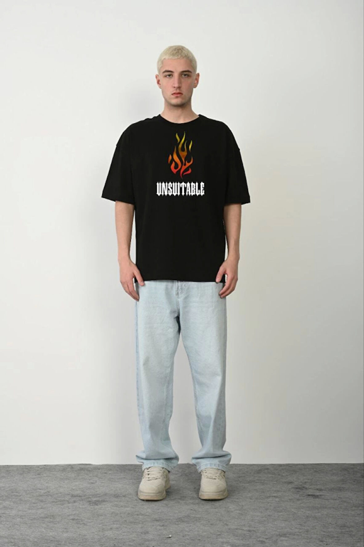 Unisex Bisiklet Yaka Baskılı Oversize T-Shirt - Siyah