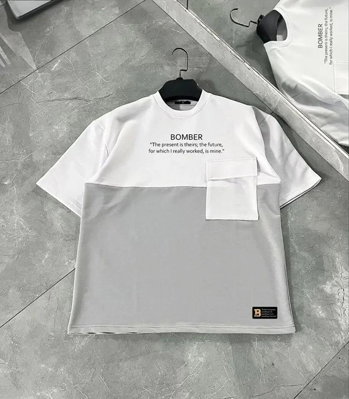 Unisex Torba Cep Detaylı  Parçalı T-Shirt - Gri