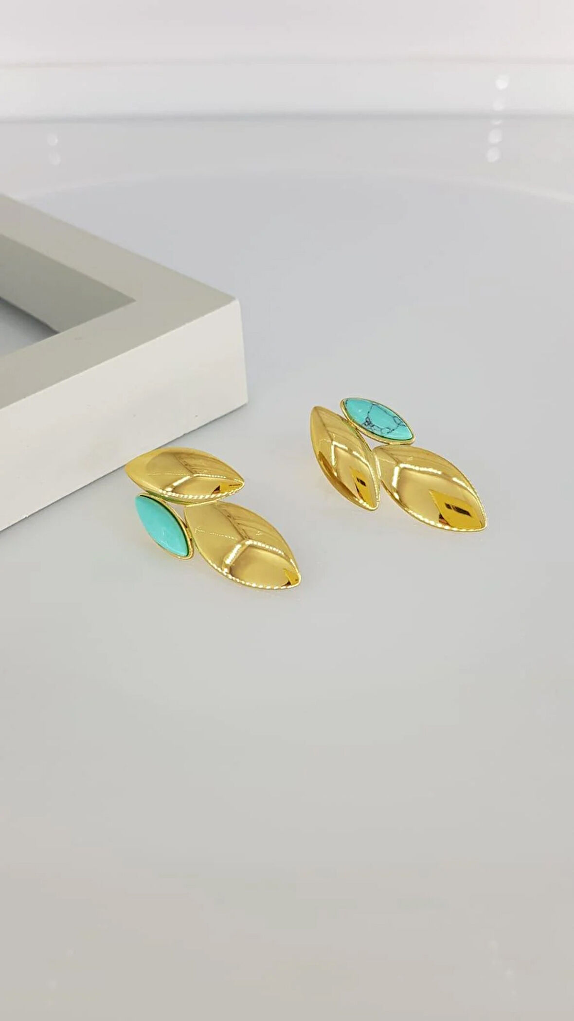 Firuze Taşlı Çelik Küpe Sns302008