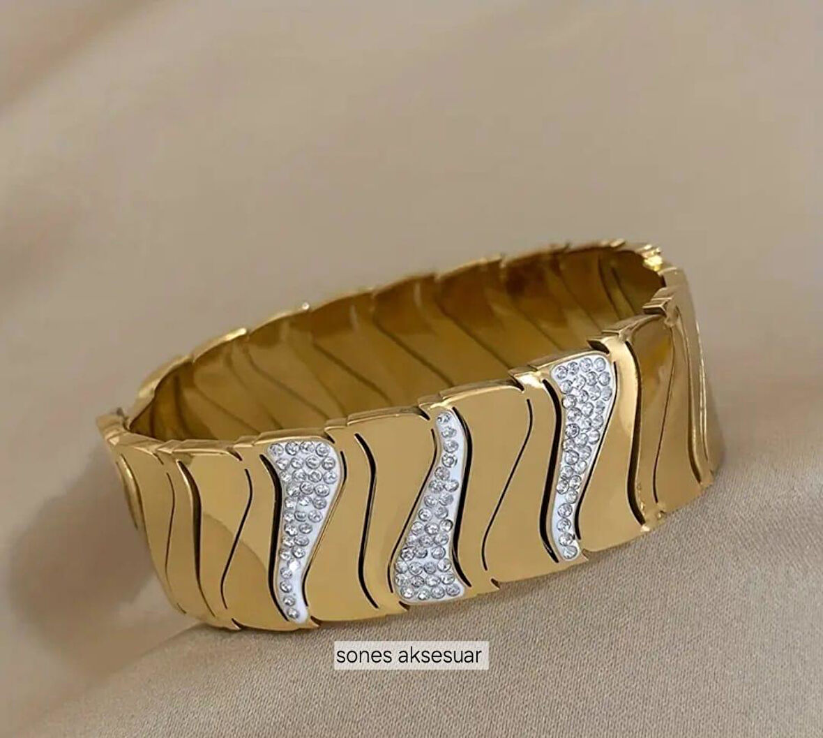 Kalın Kaliteli Çelik Kelepçe SNSc015-1