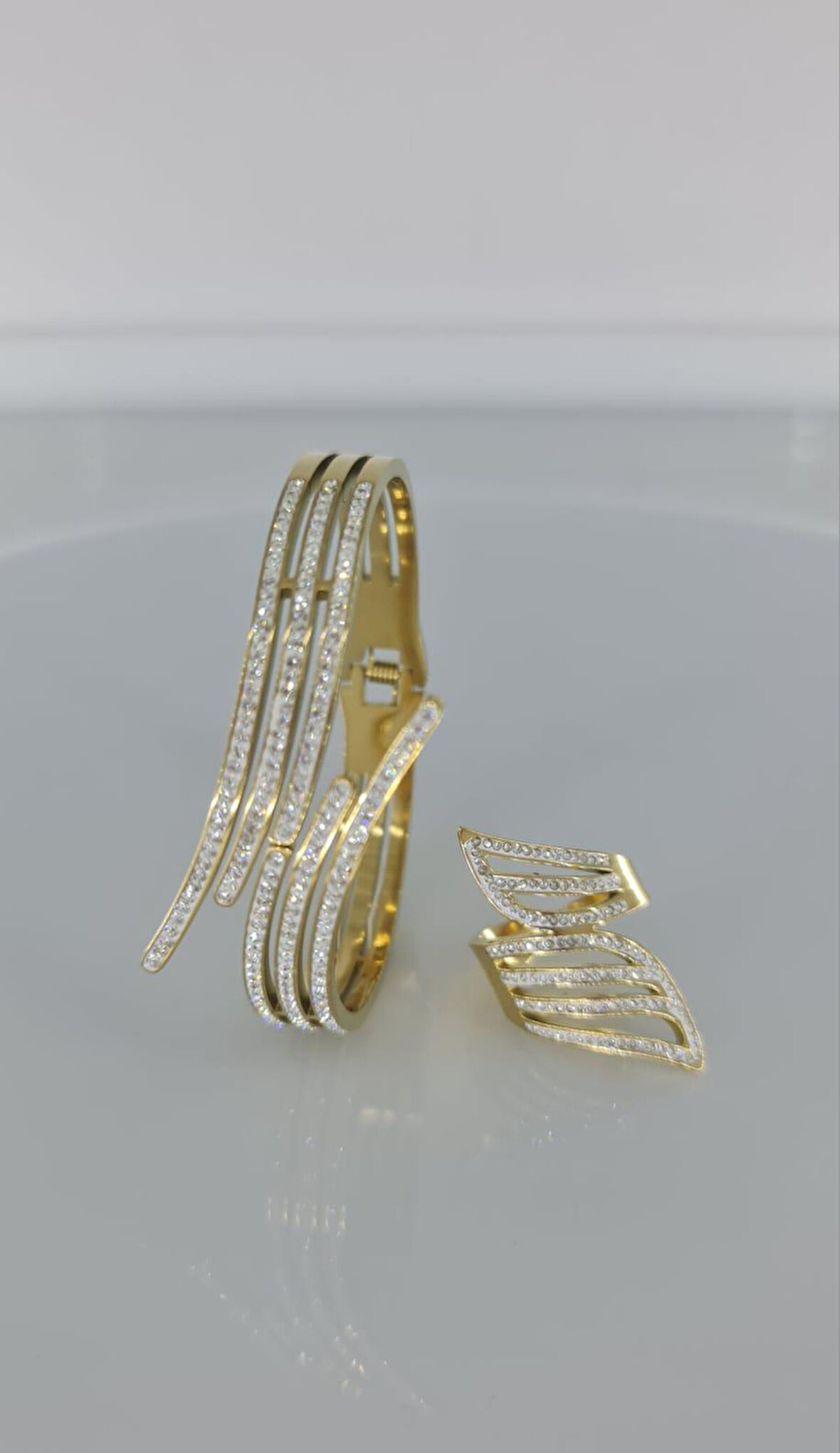 Kelebek Kelepçe ve Yüzük Çelik Takı Seti