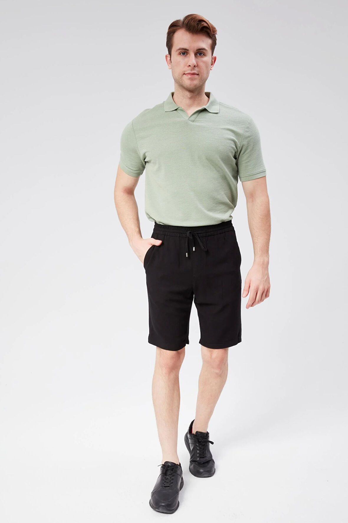 Erkek Beli Lastikli Bağcıklı Keten Karışımlı Slim Fit Jogger Şort Siyah