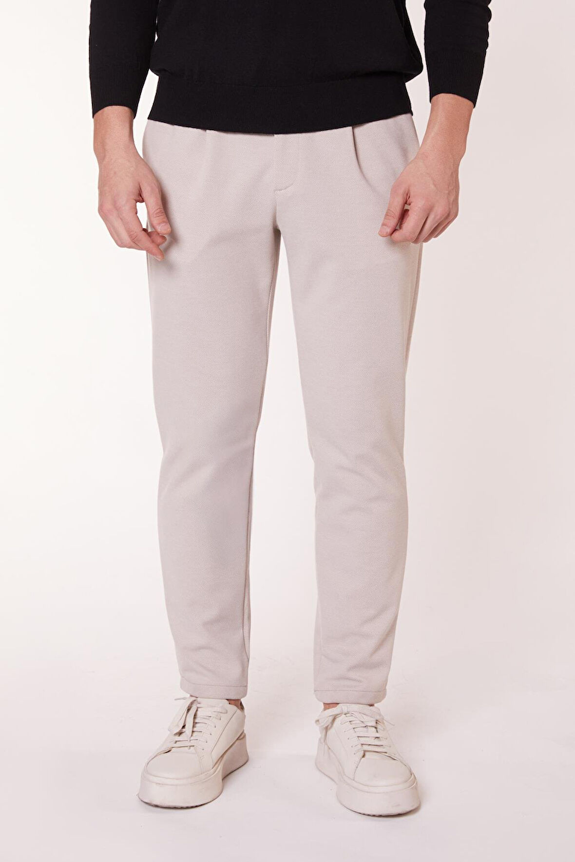 Erkek Beli Bağcıklı Yandan Cepli Slim Fit Jogger Bej Pantolon