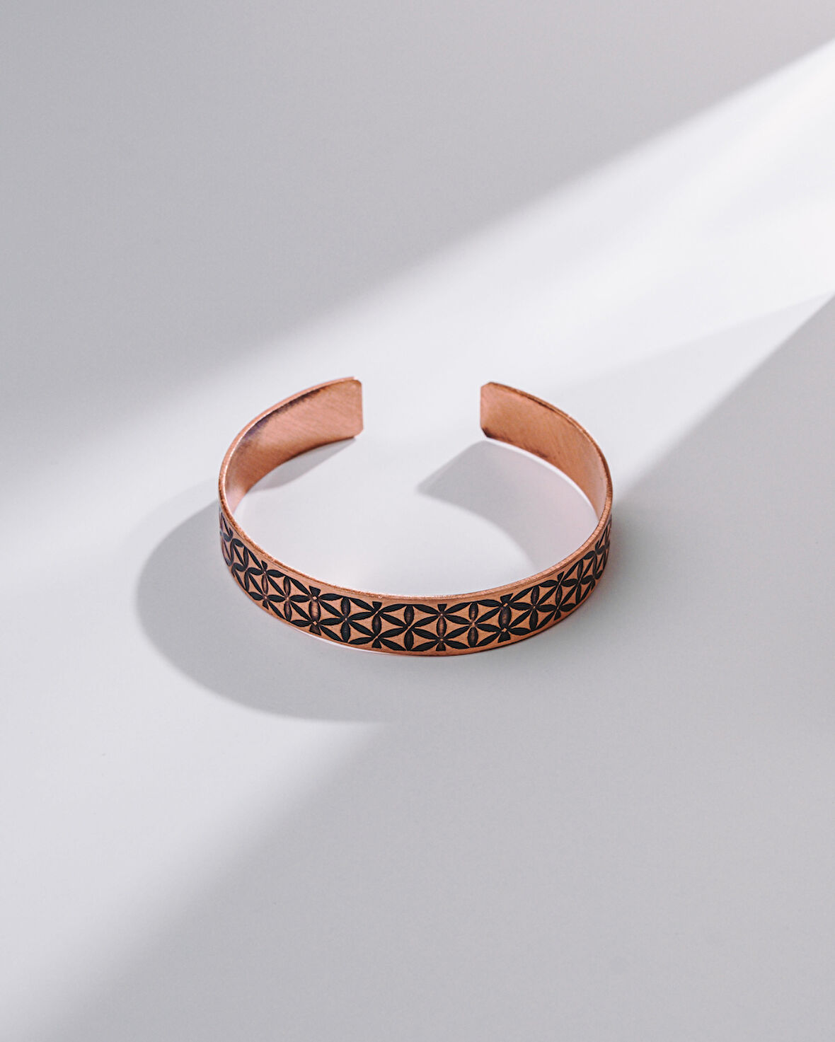 Aydınlanma Lotus Motifli Bakır Bilezik