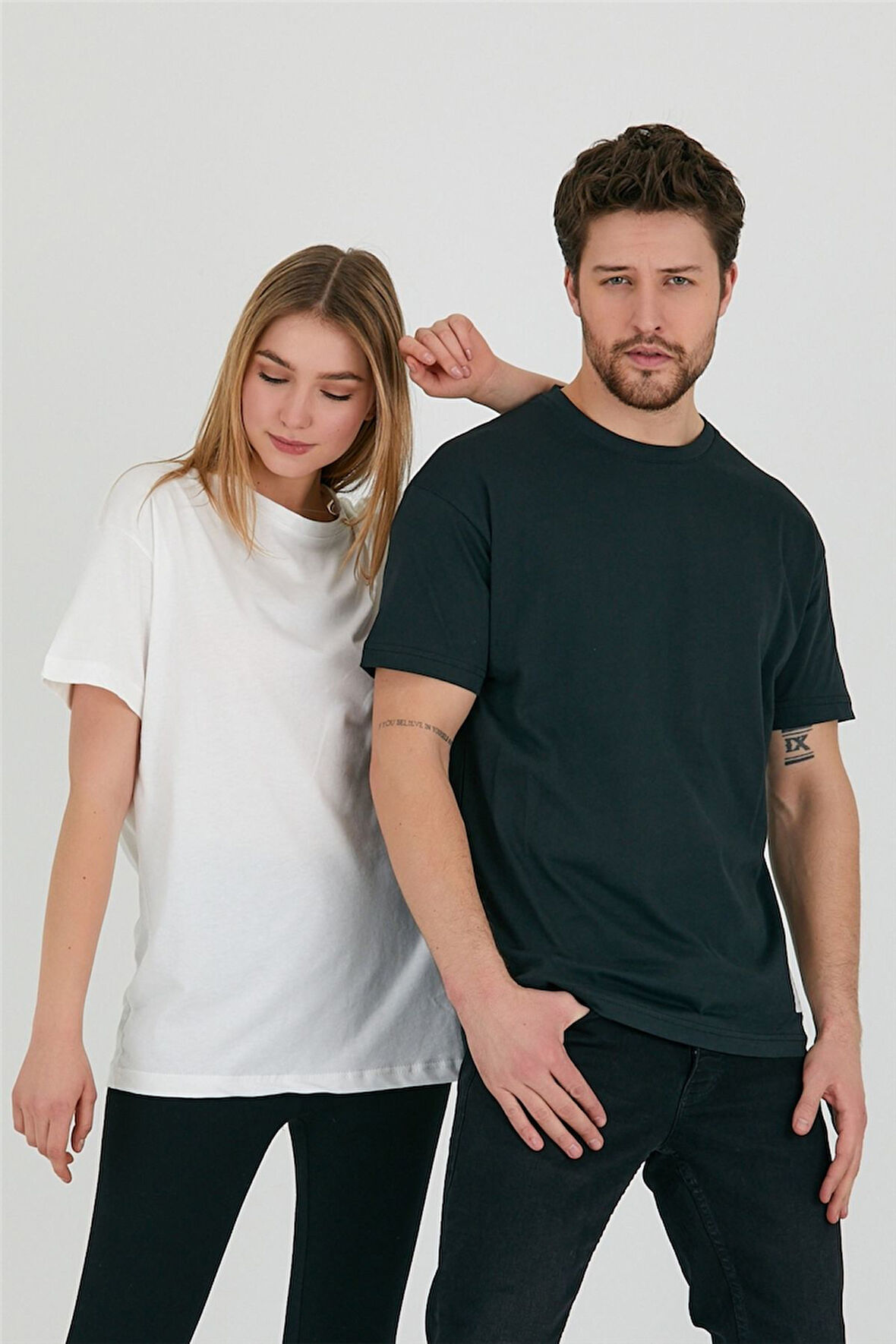 Siyah Unisex Relaxed Fit Tshirt