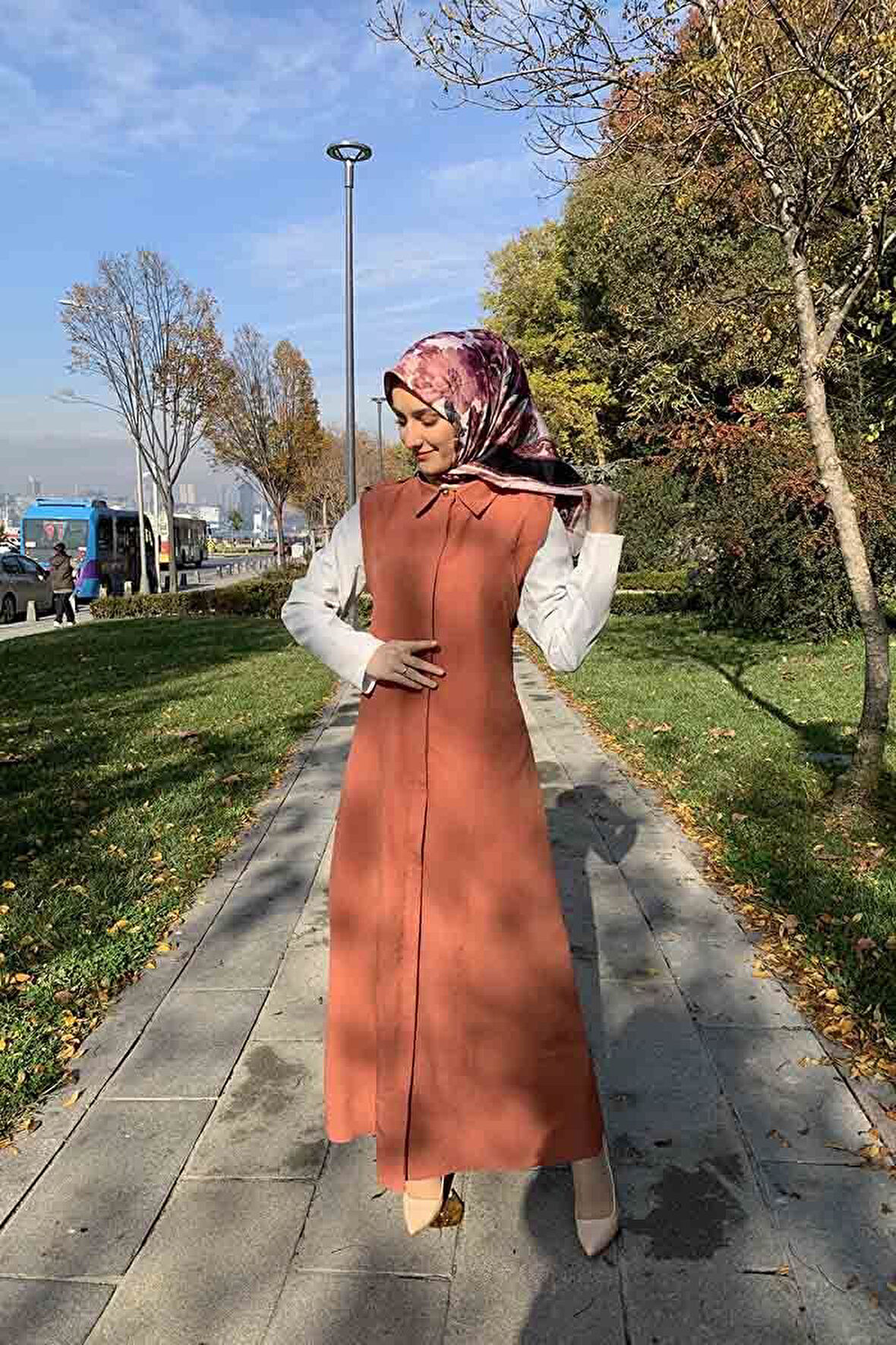 Moda Çizgi Yakalı Yelek