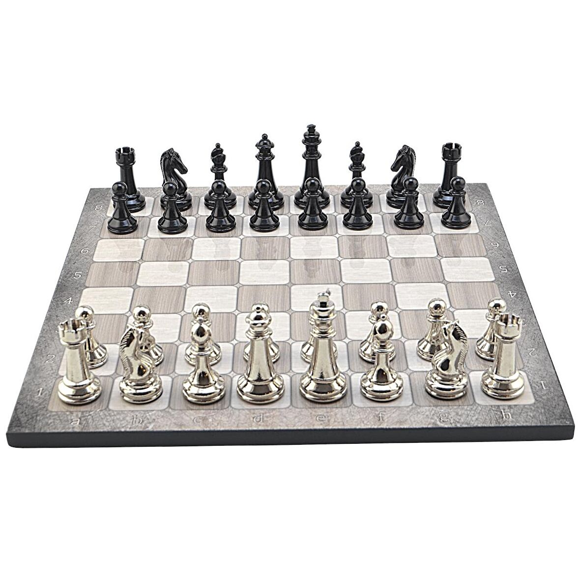 GiftHome Premium Black Metal Klasik Satranç Takımı ve Platin Meşe Desenli MDF Satranç Tahtası (37X37 cm.)