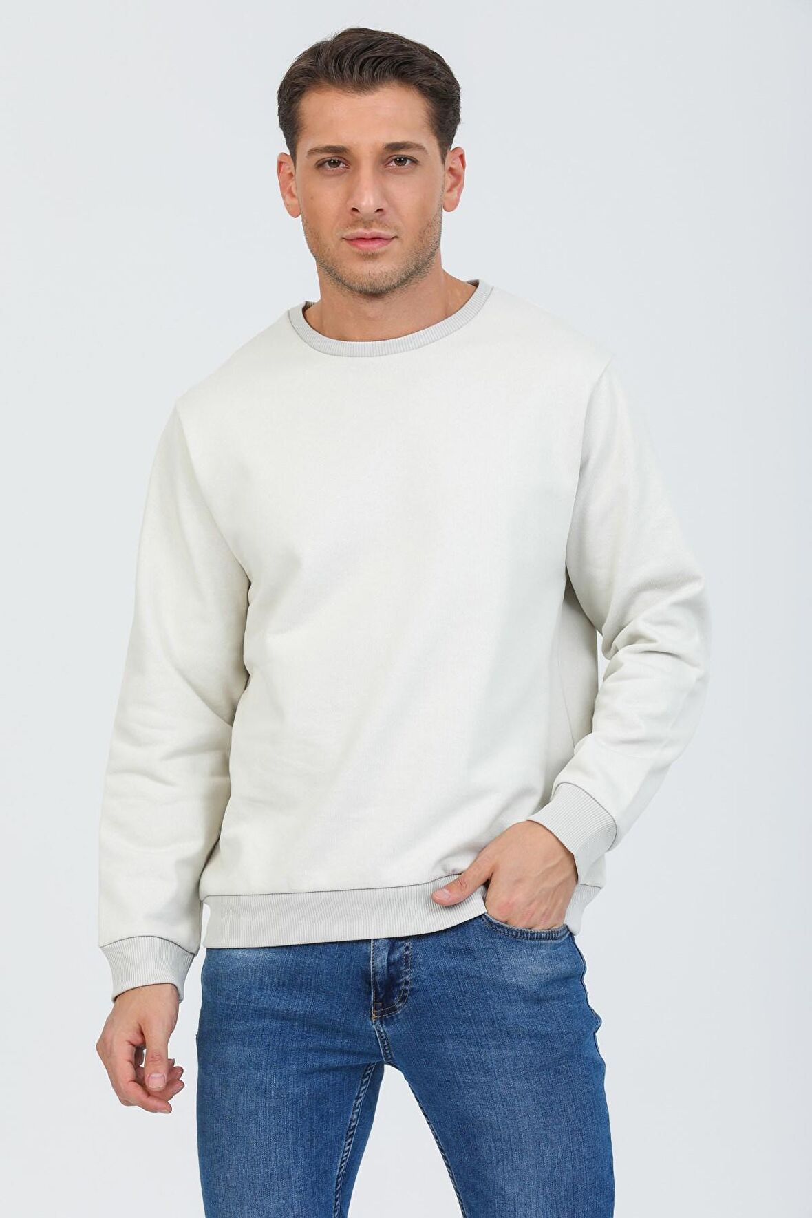 Bej Kapüşonsuz Bisiklet Yaka Basic Sweatshirt