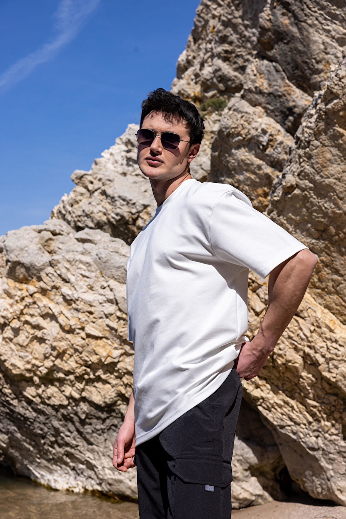 Erkek Beyaz Renk Oversize Baskısız Basic Tişört