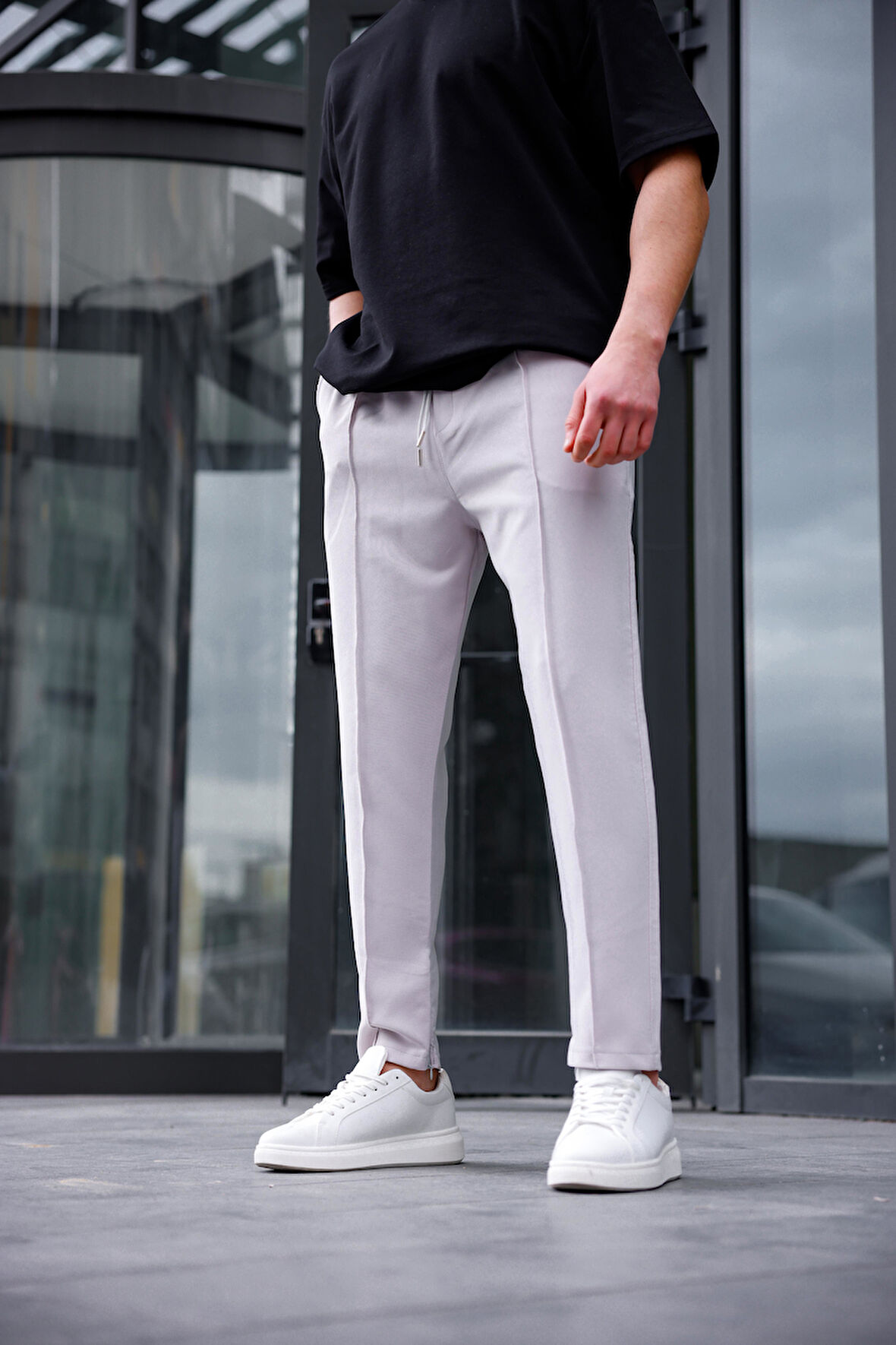 Erkek Gri Renk Esnek Likralı Fermuar Detaylı Jogger Pantolon