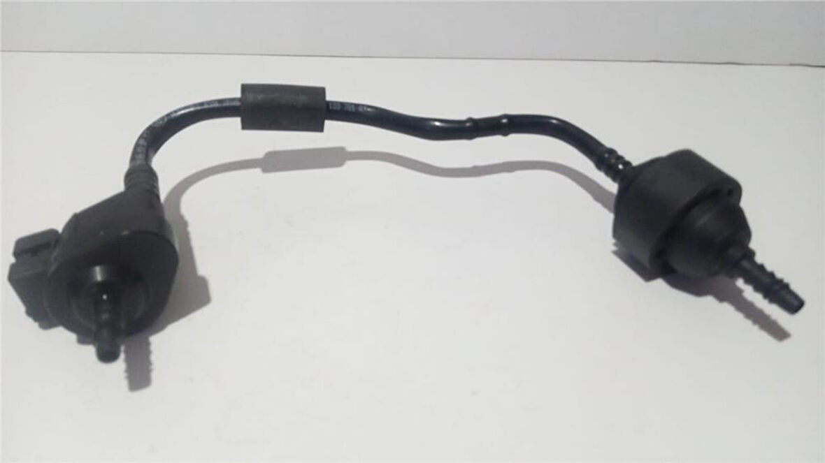 VW AUDI SKODA SEAT O FYB BAĞLANTI BORUSU akf valfli 06L133781AJ