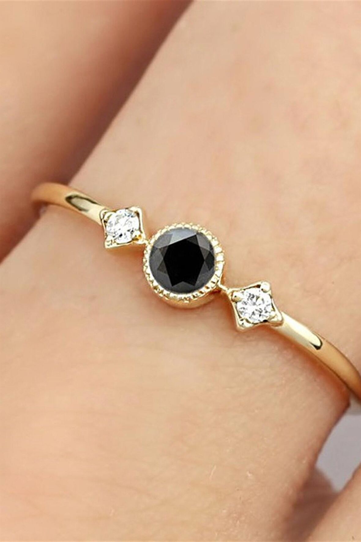 SİYAH MİNİMAL YÜZÜK - AK0141