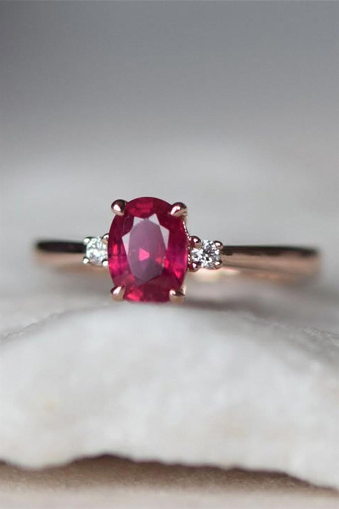 YAKUT&SWAROVSKİ TAŞLI NİŞAN YÜZÜĞÜ - AK0118