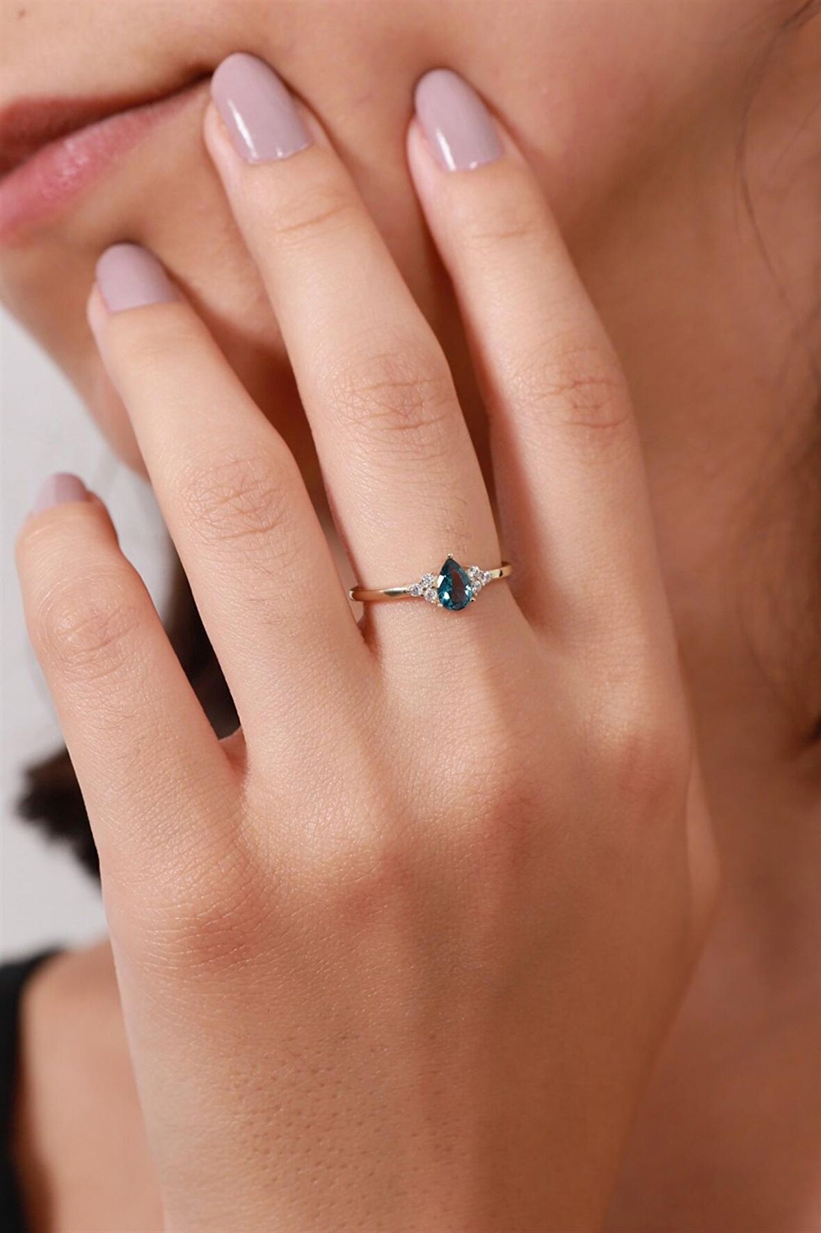 ROSARİO PIRLANTA EVLİLİK TEKLİF YÜZÜĞÜ AK1165