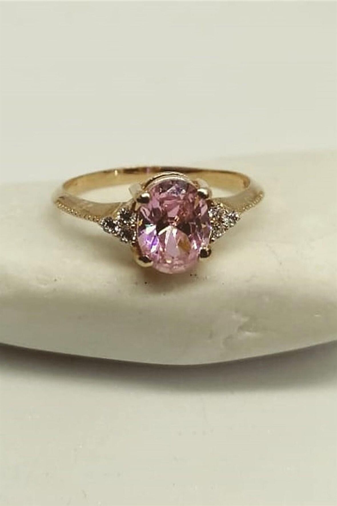 PEMBE KUVARS EVLİLİK TEKLİF YÜZÜK - AK761