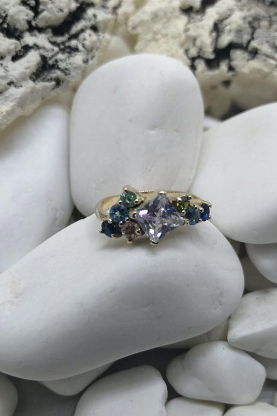 ZAGREP DOGAL TASLI YÜZÜK - AK582