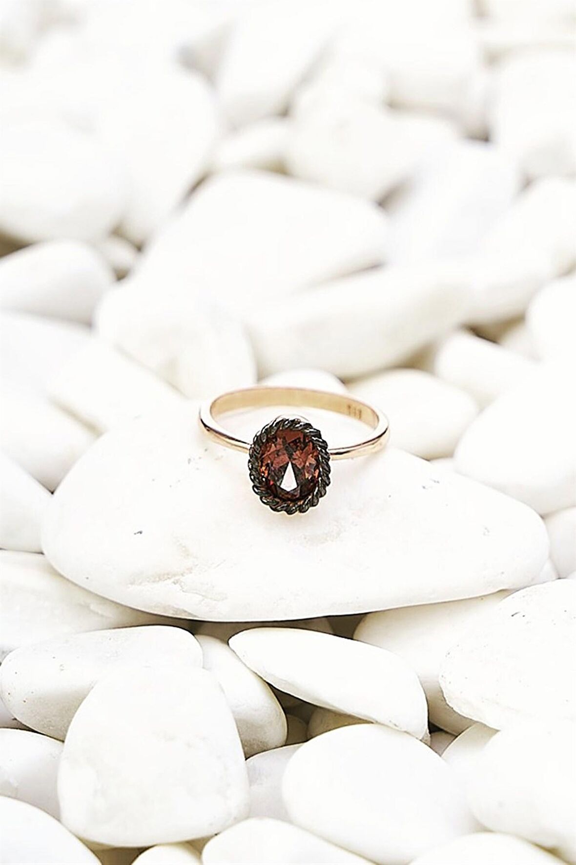 ATİNA TEKTAŞ SMOKY TOPAZ YÜZÜK - AK564