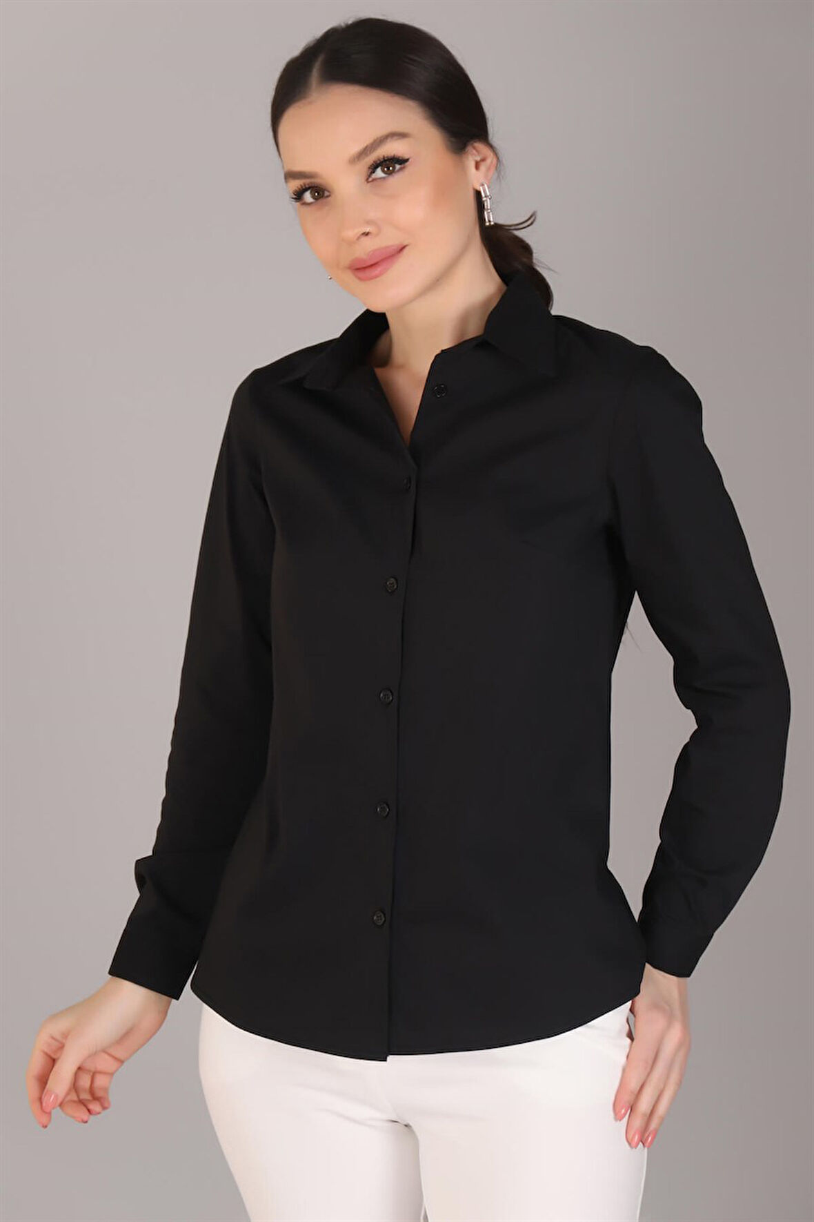 Sweetness Kadın Siyah Likralı Uzun Kol Pamuklu Klasik Gömlek