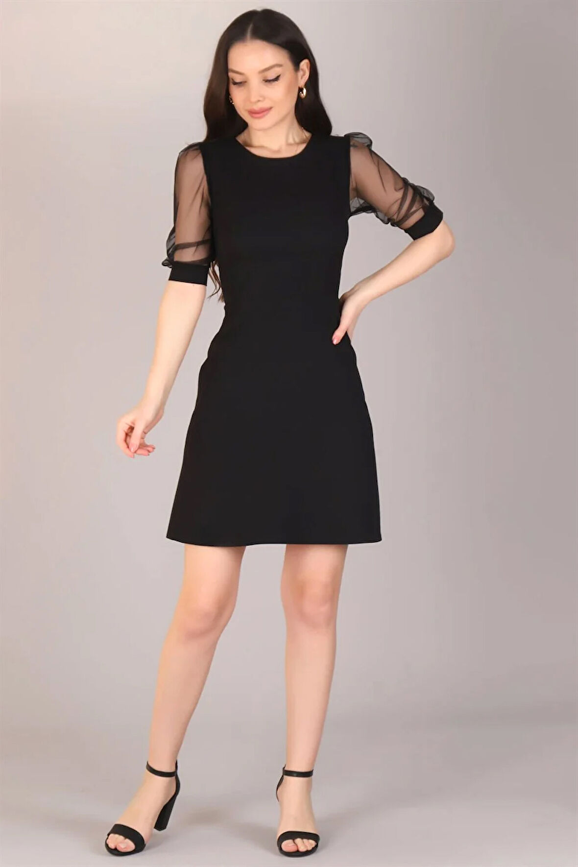 Sweetness Kadın Siyah Tül Kollu Elbise