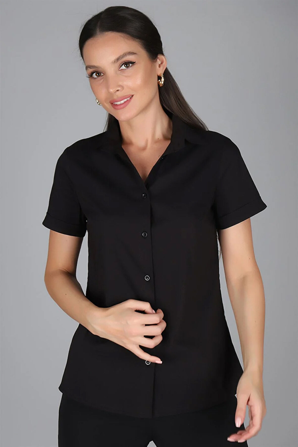 SWEETNESS Kadın Siyah Kısa Kollu Pamuklu Likralı Gömlek 